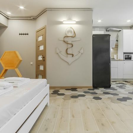 Vip Apartment Blue Whale オデッサ エクステリア 写真
